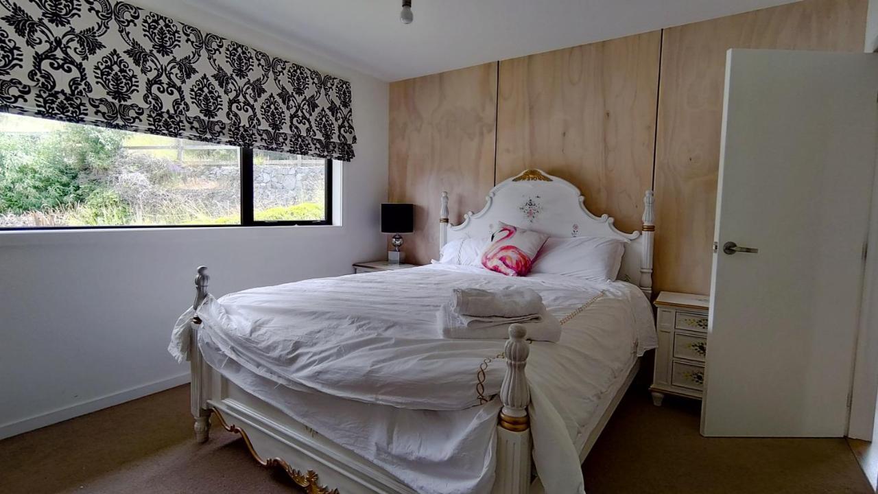 Pencarrow Lakeside Apartment Queenstown Bagian luar foto